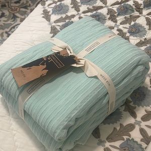 SOLD—-NWT Handcrafted West Elm Full/Queen Coverlet